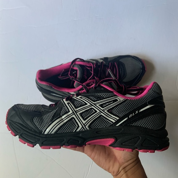 asics t28aq